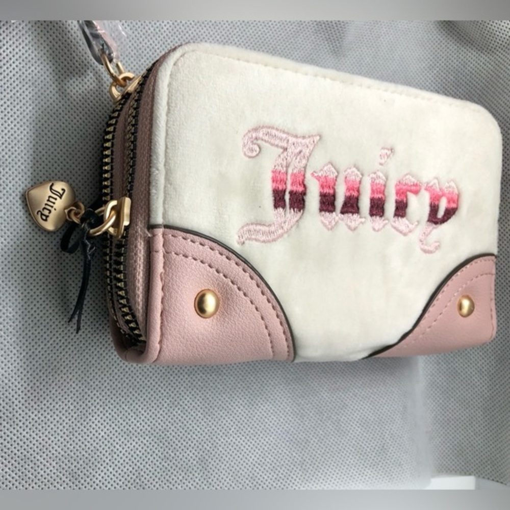 Juicy Couture angel dusty blush velour retro vibe double sides zip around wallet